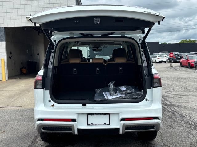 New 2027 INFINITI QX80 Luxe w/ Cargo Package AWD/4WD image 30