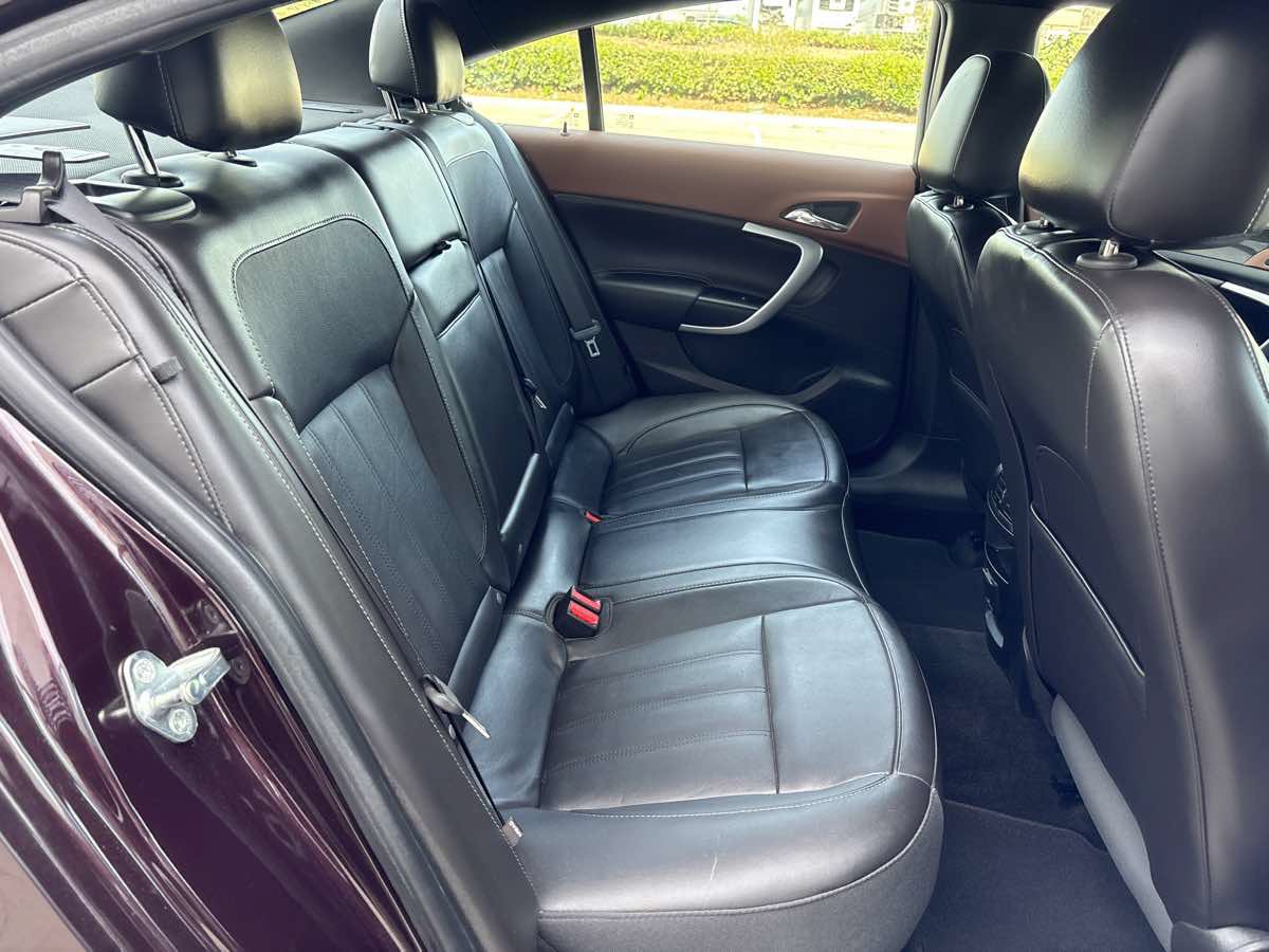 Used 2017 Buick Regal Premium w/ Driver Confidence Package #1 FWD image 13