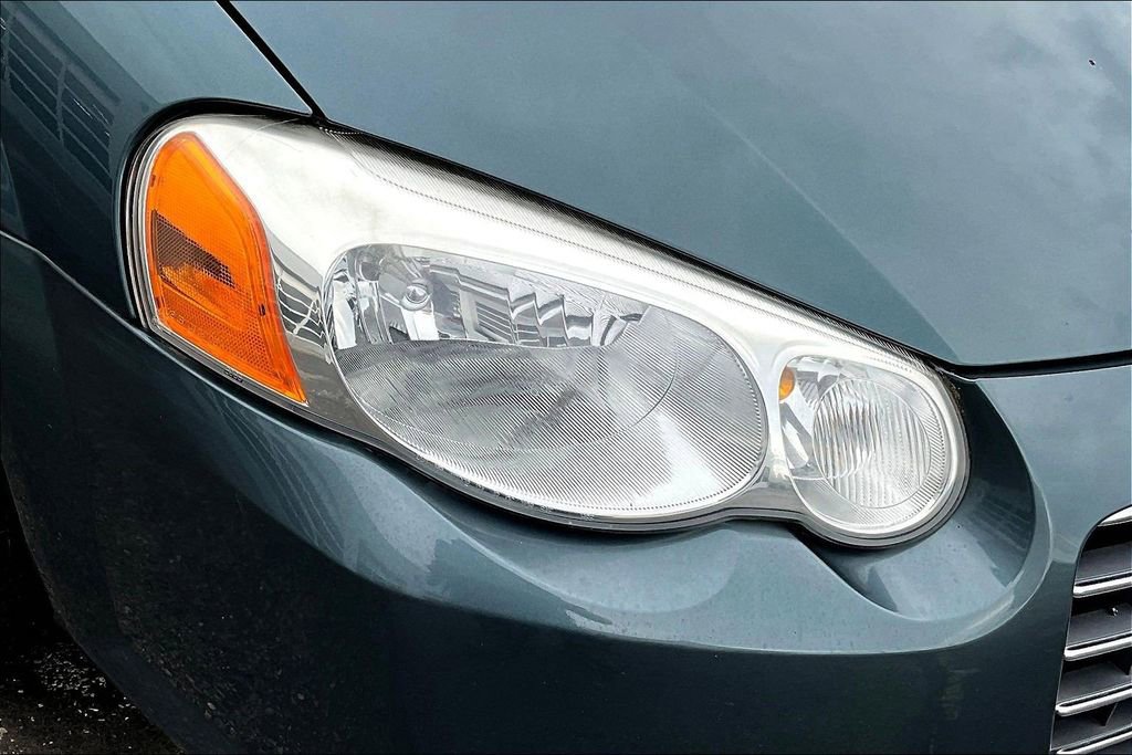 Used 2006 Chrysler Sebring Sedan FWD image 30