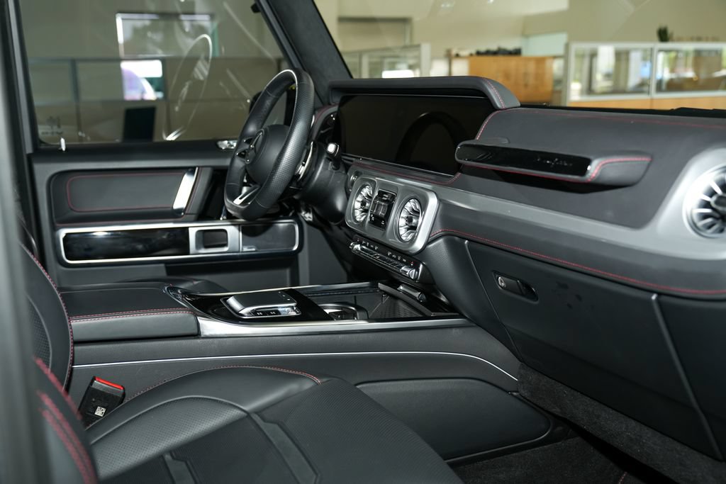 Certified 2025 Mercedes-Benz G 63 AMG 4MATIC image 68