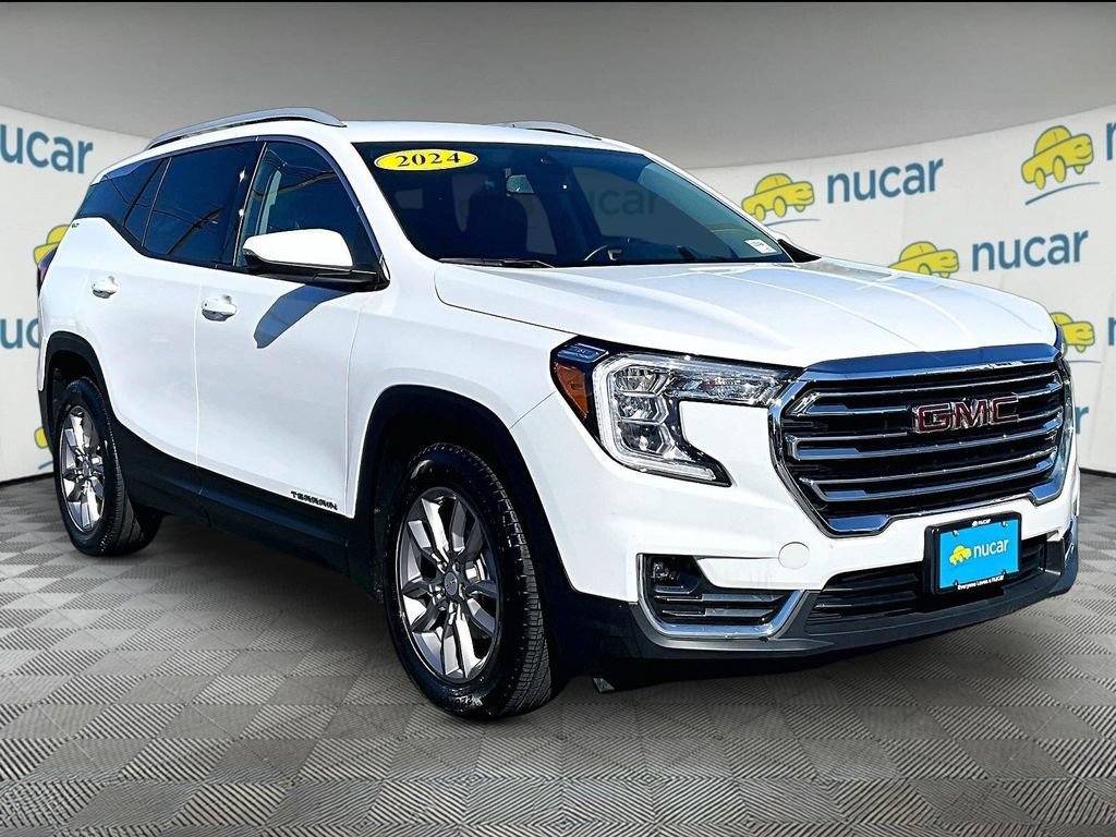 Used 2024 GMC Terrain SLT