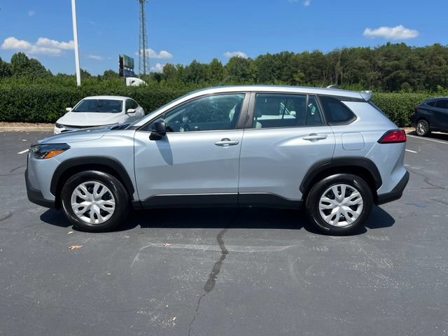 Used 2025 Toyota Corolla Cross L FWD image 12