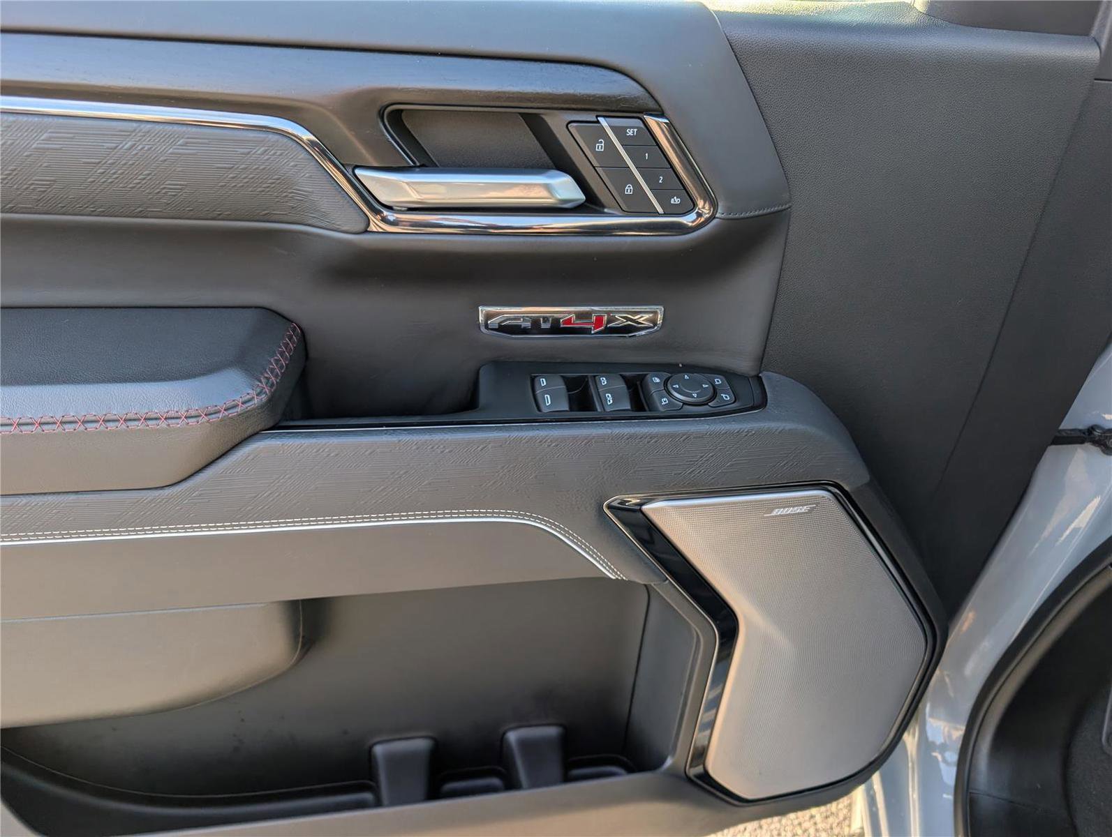 Used 2024 GMC Sierra 1500 AT4X w/ AT4X AEV Edition image 21