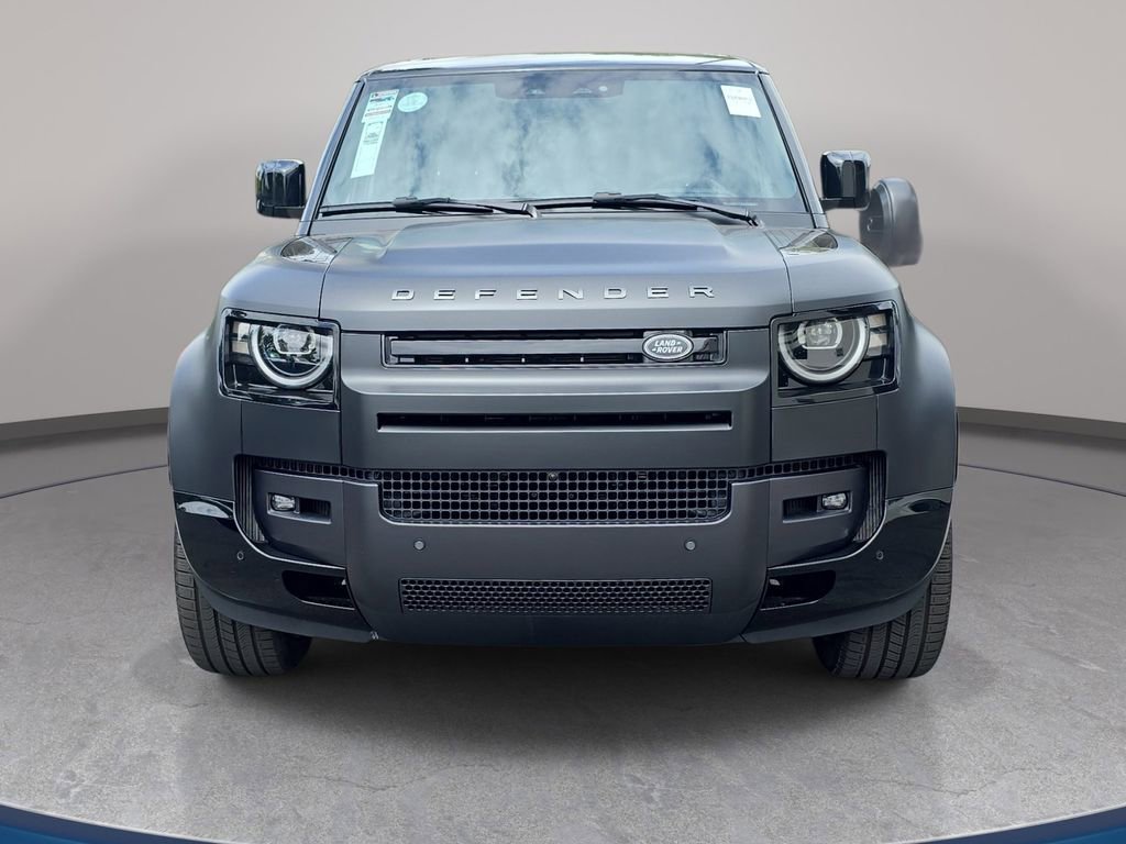 New 2026 Land Rover Defender 130 X-Dynamic SE AWD/4WD video 2