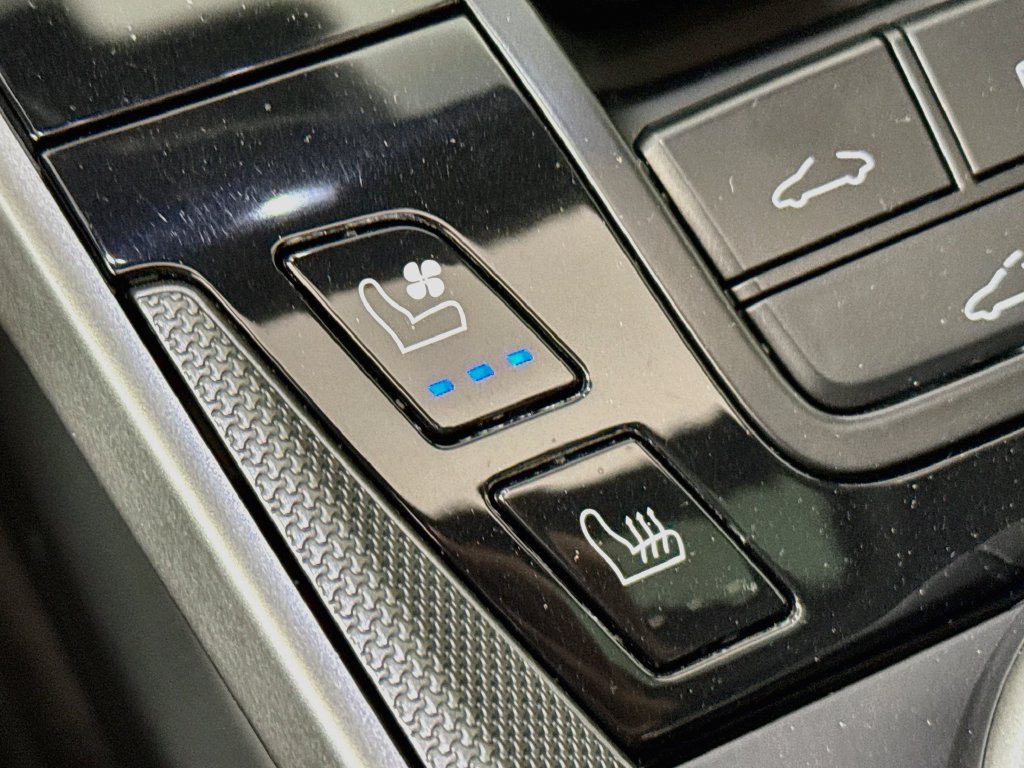 Certified 2023 Porsche 911 Carrera S RWD image 22