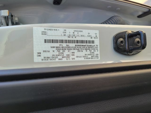 Used 2023 Ford F150 Lightning XLT AWD/4WD image 28