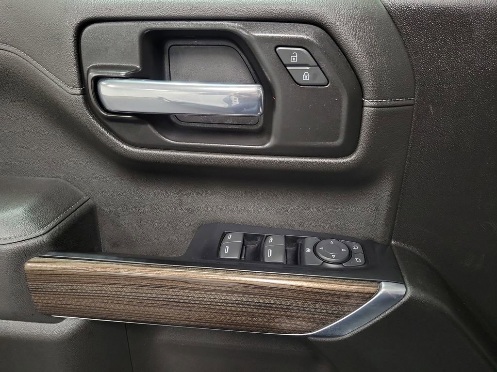 Used 2019 Chevrolet Silverado 1500 RST w/ Bed Protection Package image 21