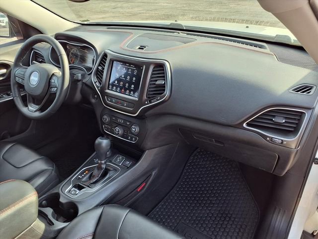 Used 2021 Jeep Cherokee Trailhawk w/ Technology Group image 87