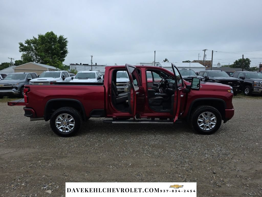 Used 2024 Chevrolet Silverado 2500 High Country w/ High Country Premium Package AWD/4WD image 46