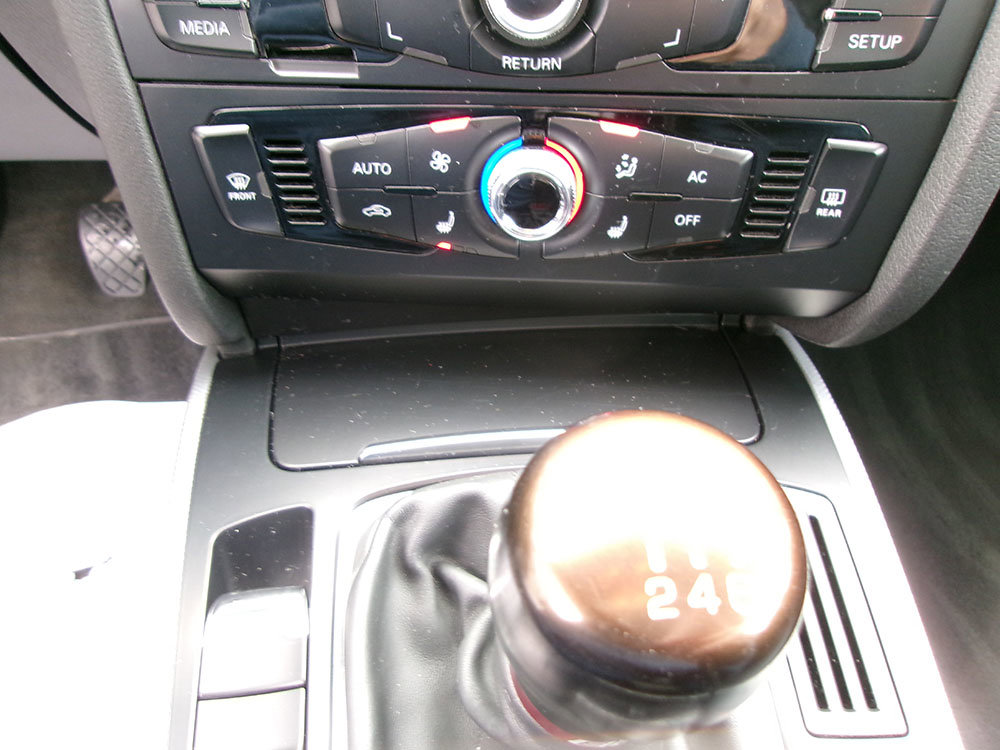 Used 2013 Audi A4 2.0T Premium w/ Convenience Pkg image 18