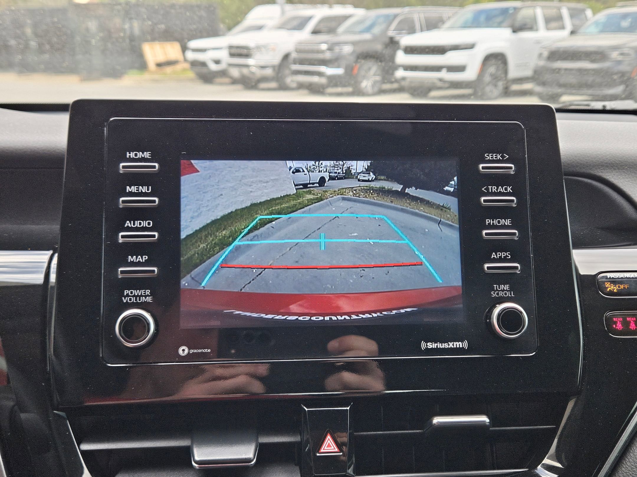 Used 2023 Toyota Camry LE image 31