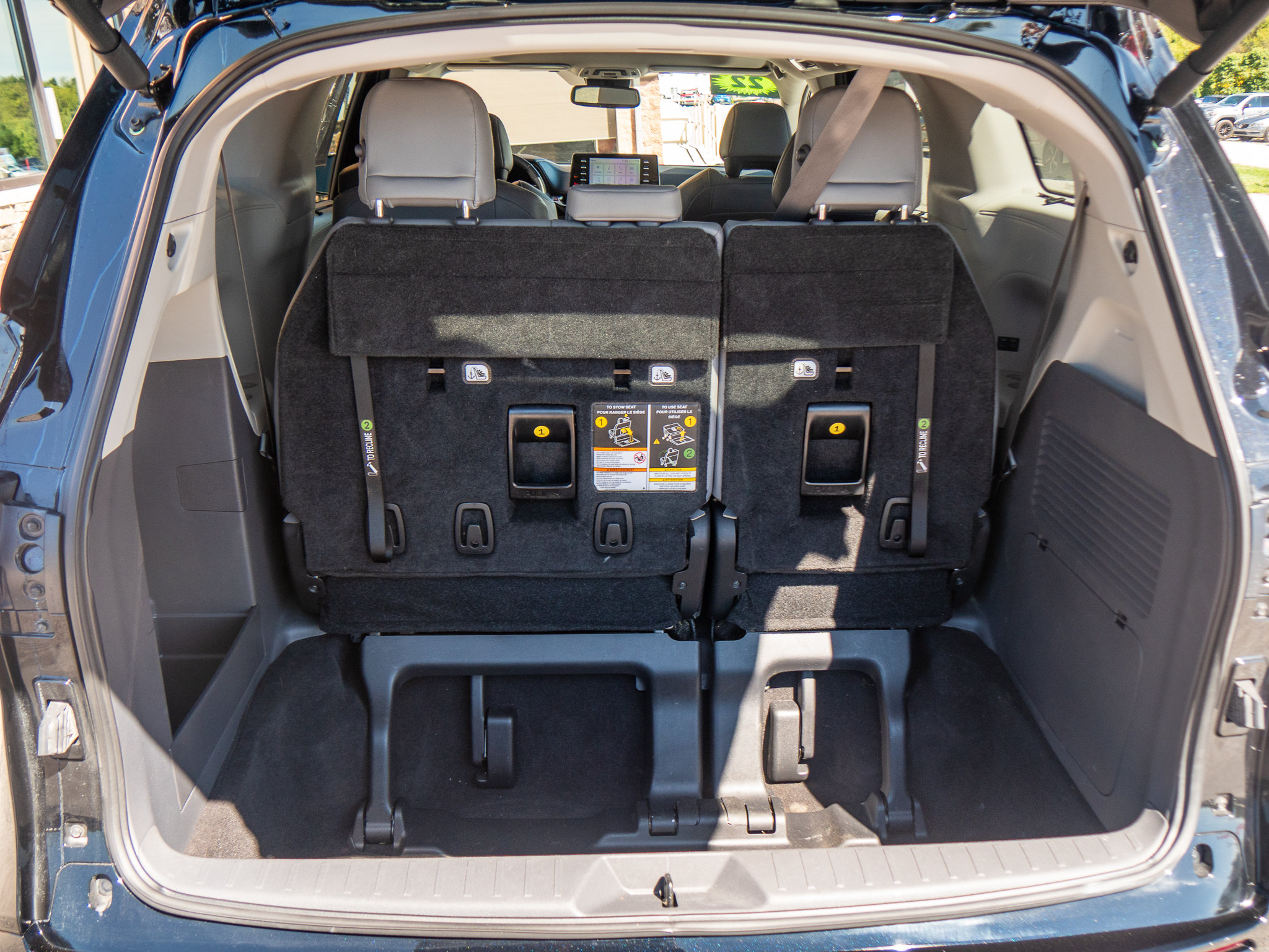 Used 2022 Toyota Sienna Limited AWD/4WD image 34