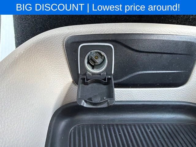 Used 2023 Chrysler Pacifica Touring-L FWD image 45