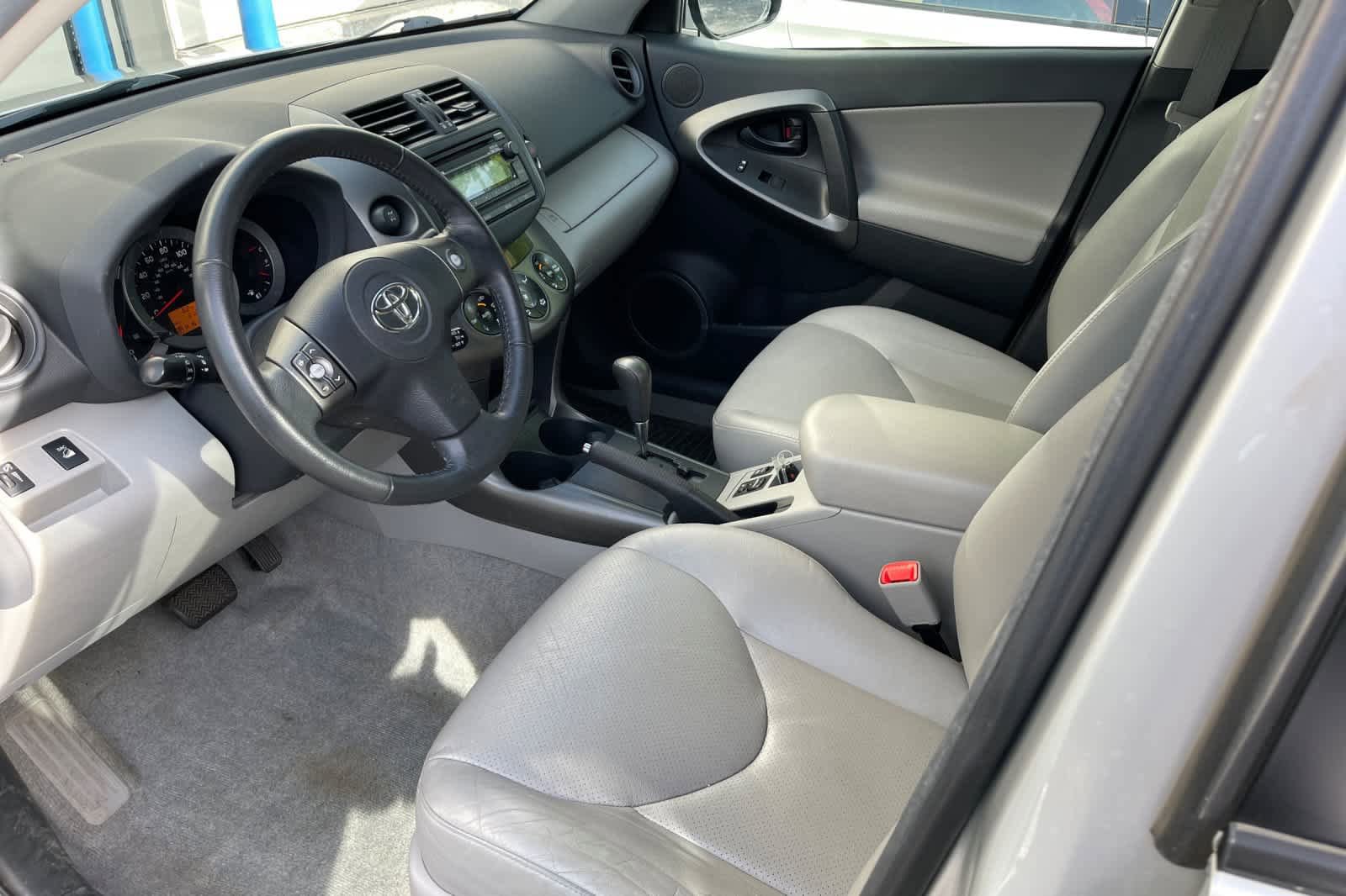 Used 2012 Toyota RAV4 Limited w/ Premium Plus Value Pkg AWD/4WD image 9
