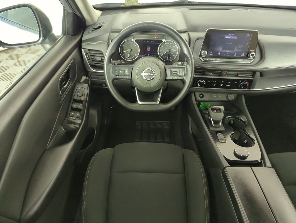 Used 2024 Nissan Rogue S image 14