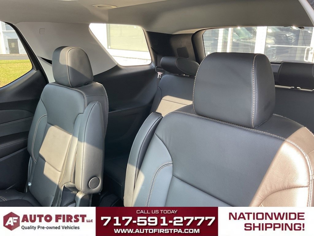 Used 2019 Chevrolet Traverse LT w/ LT Premium Package AWD/4WD image 12
