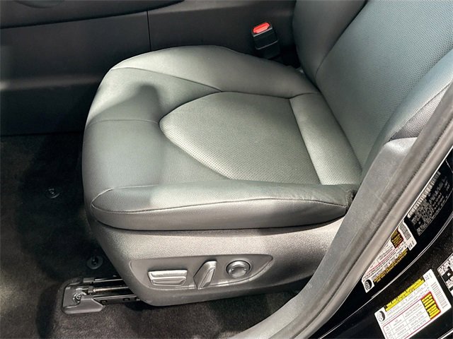 Certified 2025 Toyota Grand Highlander XLE image 16