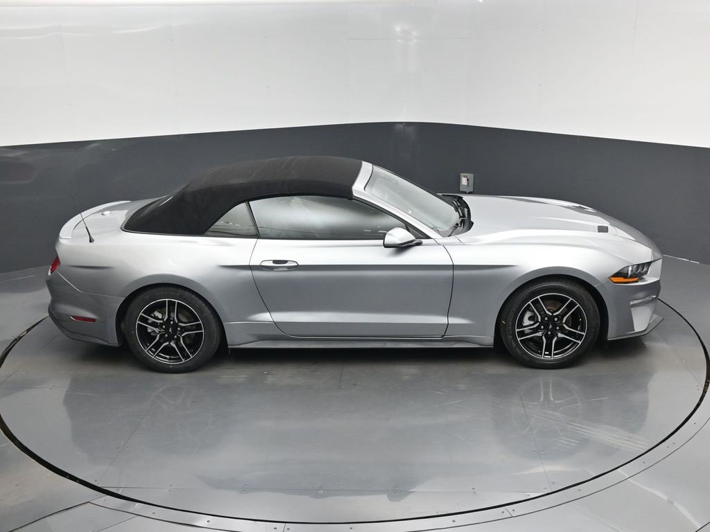 Used 2021 Ford Mustang Premium image 16