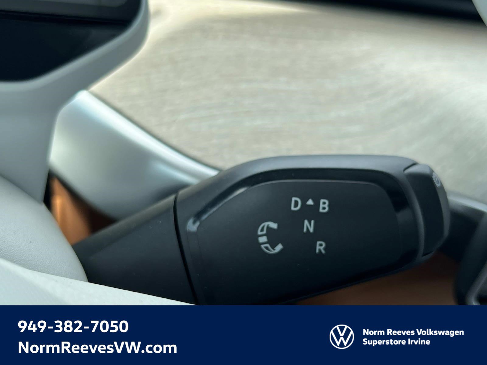 New 2025 Volkswagen ID. Buzz 1st Edition image 10