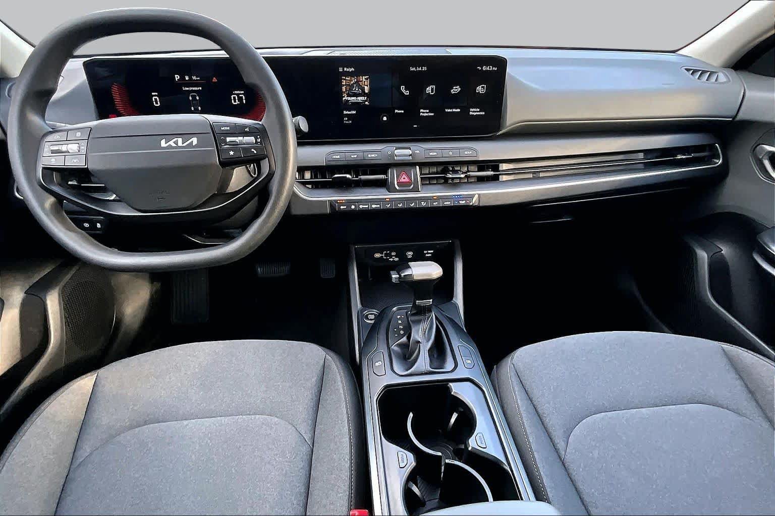 Used 2025 Kia K4 FWD image 15