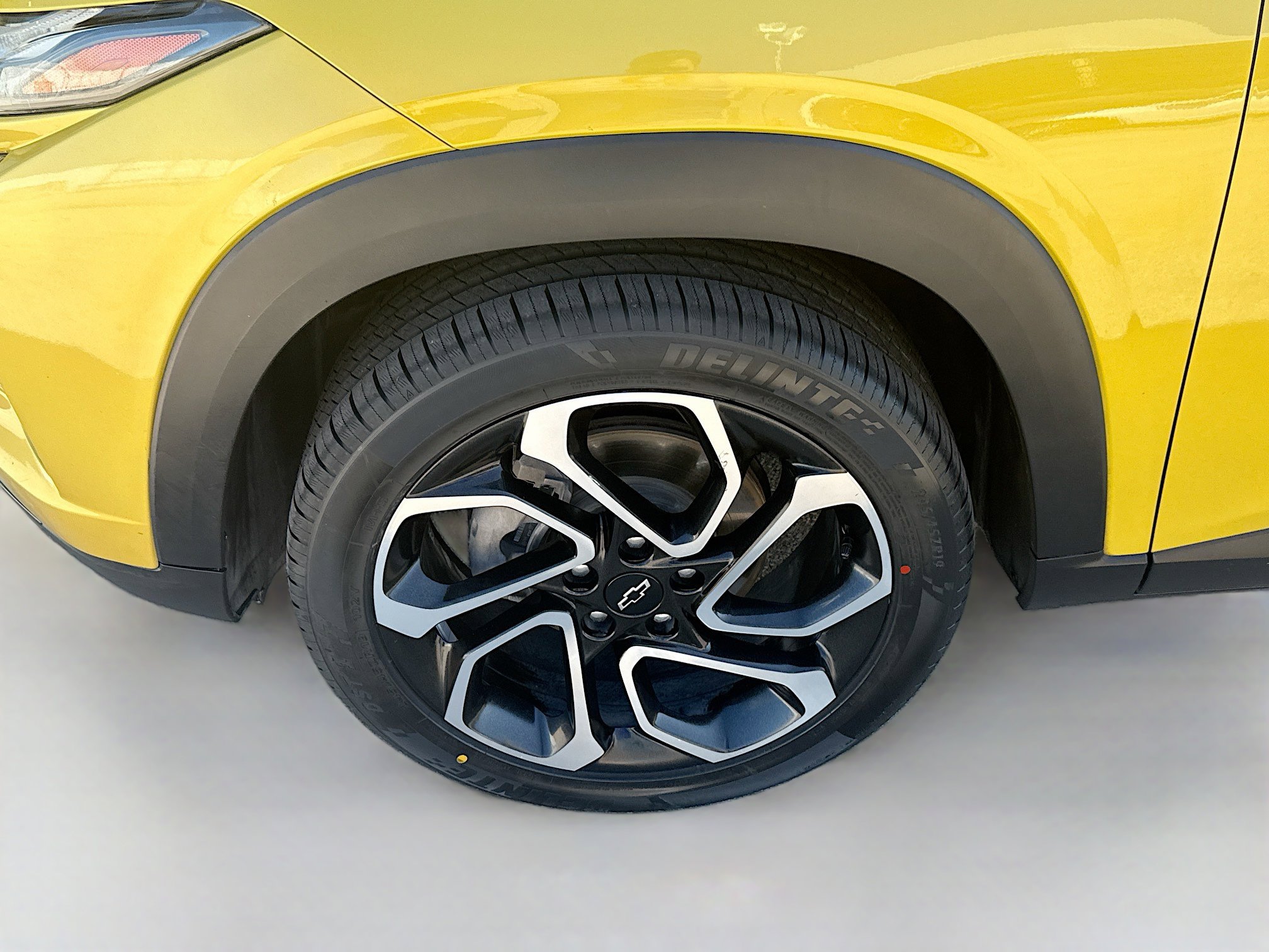 Used 2024 Chevrolet Trax RS w/ Driver Confidence Package image 35