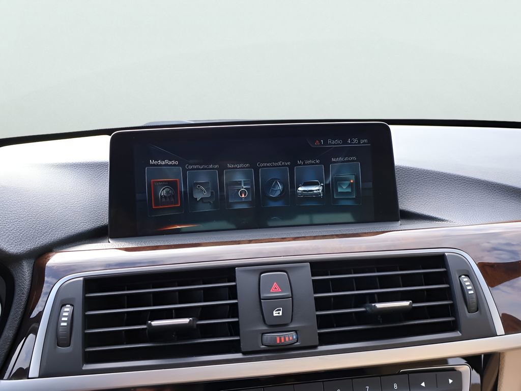 Used 2017 BMW 330i xDrive Sedan image 44