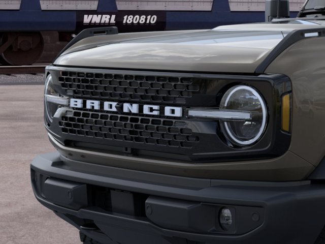 New 2026 Ford Bronco Outer Banks AWD/4WD image 19