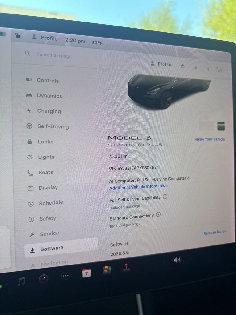 Used 2019 Tesla Model 3 Standard Range image 5