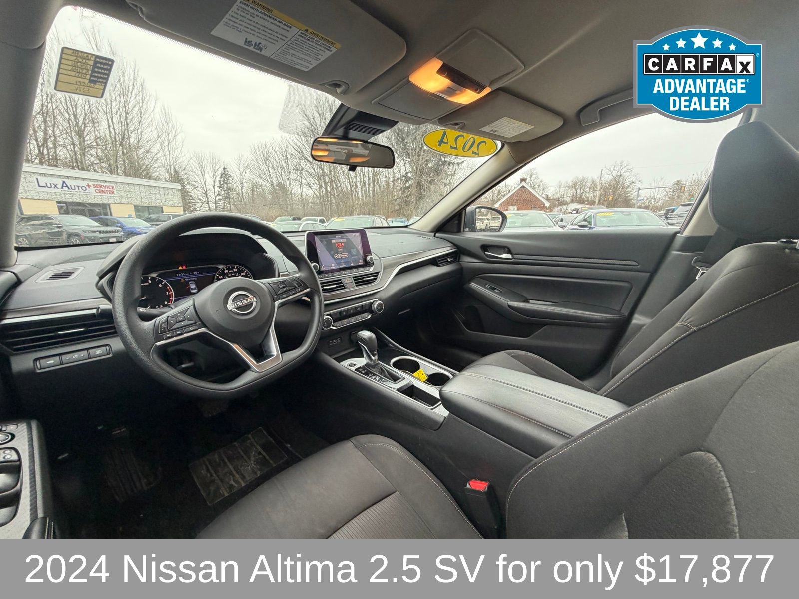 Used 2024 Nissan Altima 2.5 SV image 12