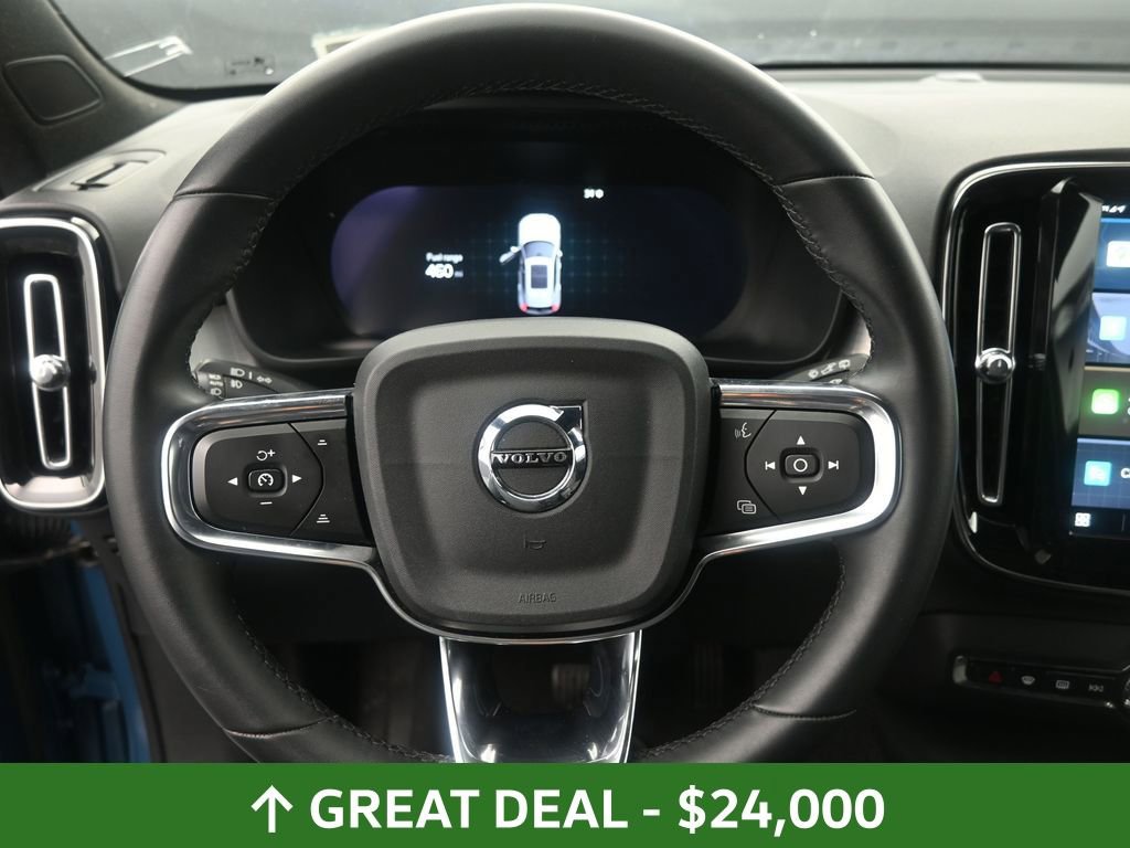 Used 2024 Volvo XC40 B5 Core image 26
