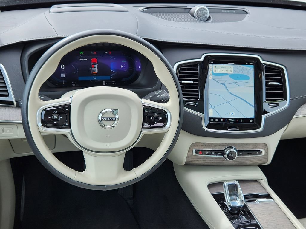 Used 2023 Volvo XC90 T8 Ultimate image 9