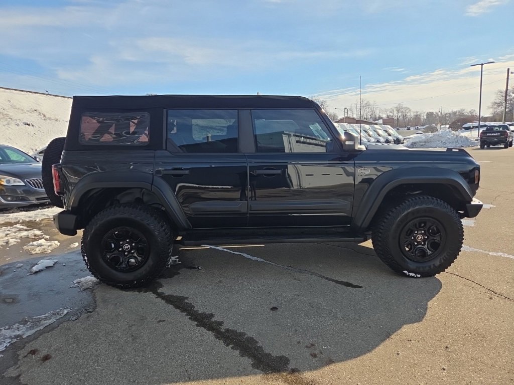 Used 2023 Ford Bronco Wildtrak image 10