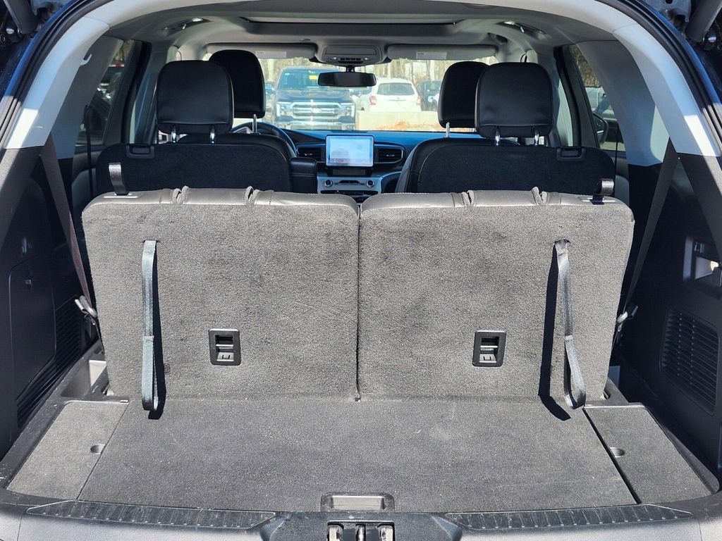 Certified 2022 Ford Explorer XLT w/ Equipment Group 202A image 34