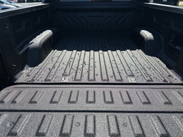 New 2026 Chevrolet Silverado EV LT image 17