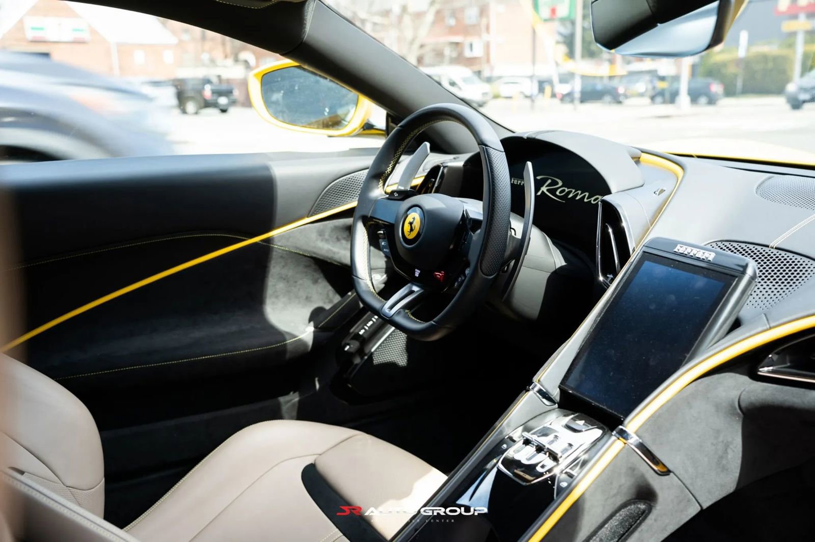 Used 2022 Ferrari Roma image 24