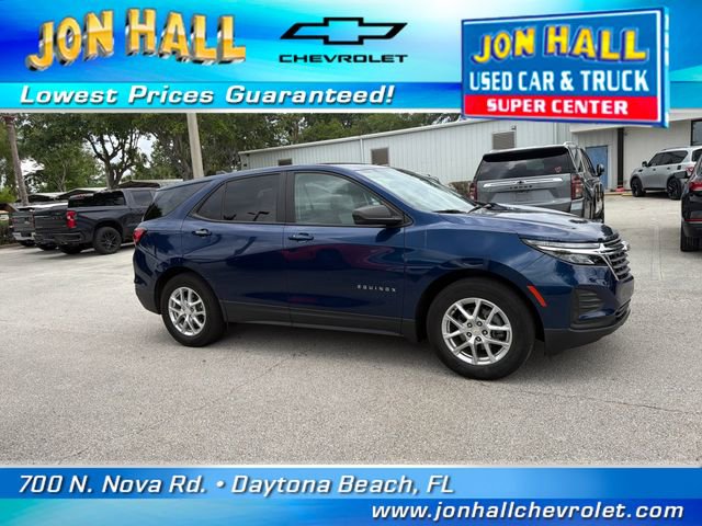 Used 2022 Chevrolet Equinox LS w/ LS Convenience Package FWD image 12
