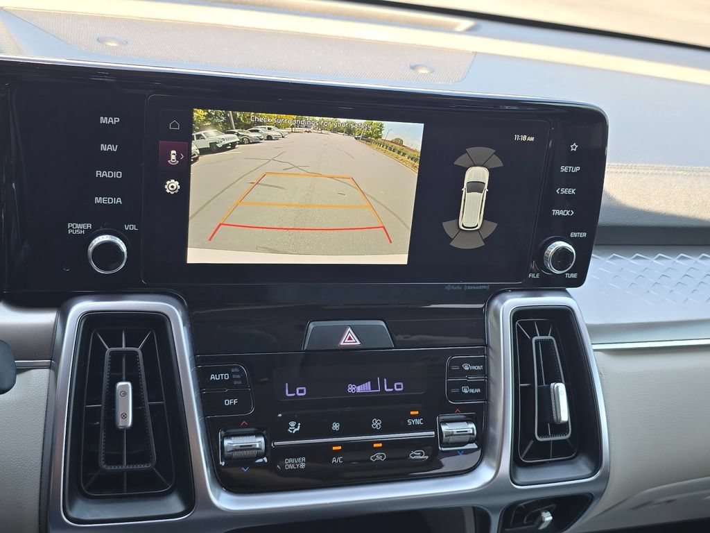 Certified 2023 Kia Sorento EX AWD/4WD image 17