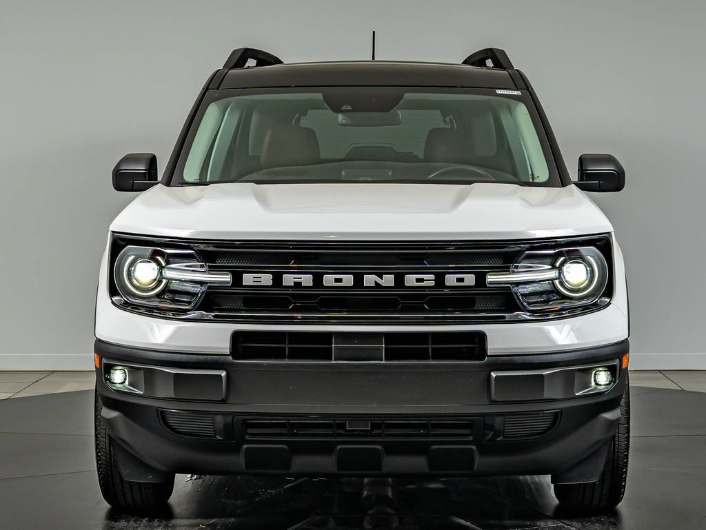 Used 2023 Ford Bronco Sport Outer Banks w/ Tech Package AWD/4WD image 2
