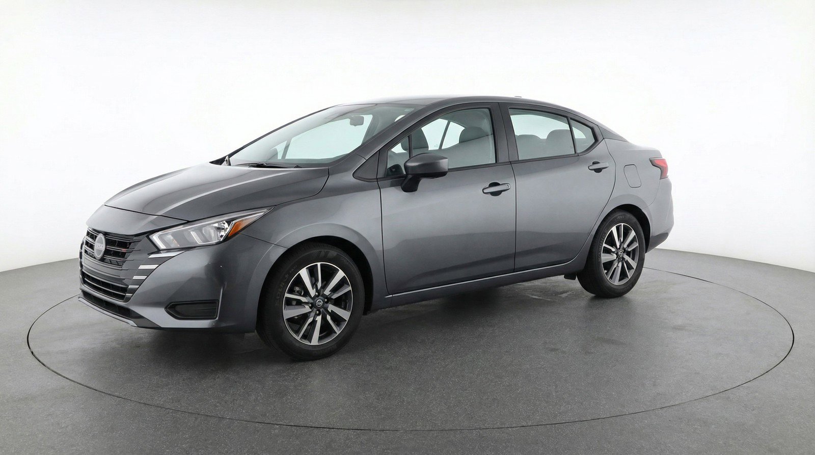 Used 2025 Nissan Versa SV FWD image 3
