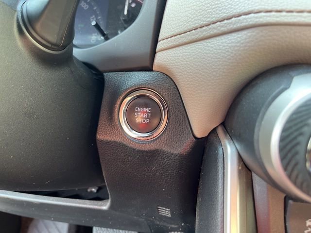 Used 2023 Toyota RAV4 XLE Premium image 26