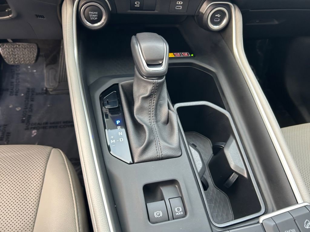 Used 2024 Toyota Grand Highlander Limited image 20