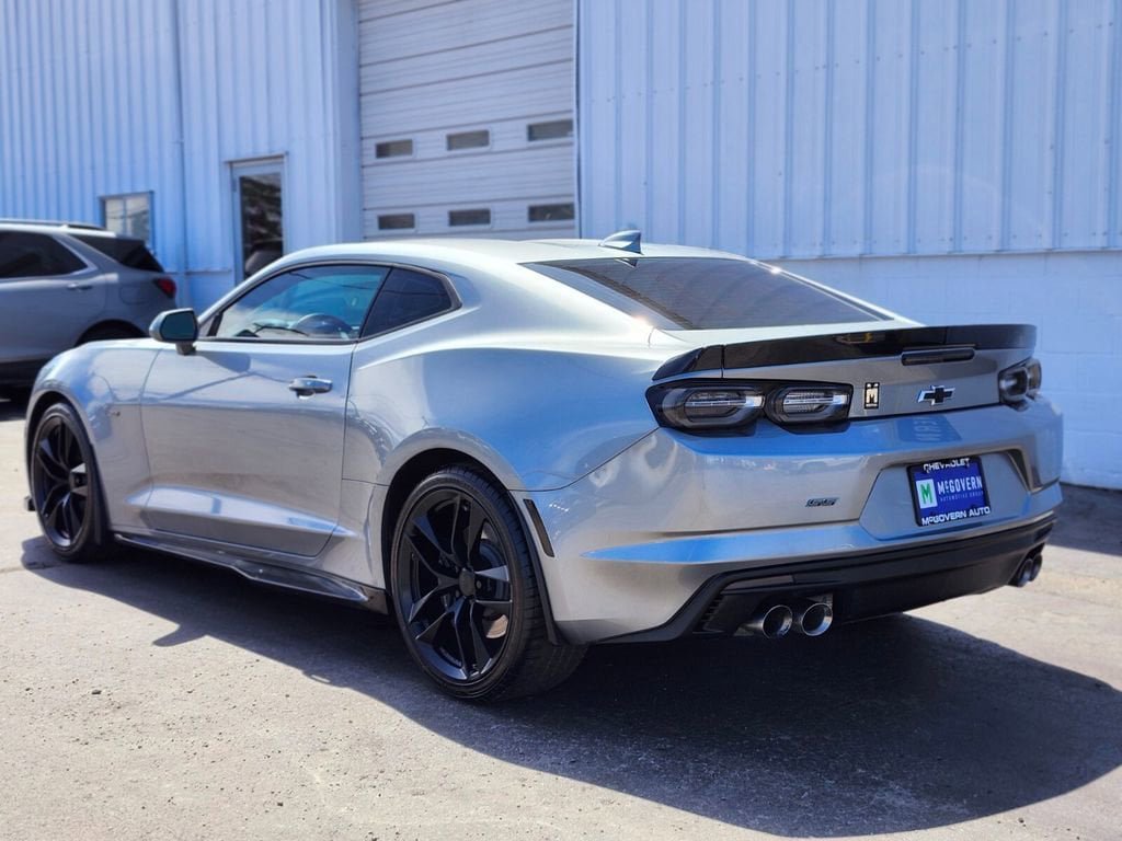 Used 2023 Chevrolet Camaro SS RWD image 3