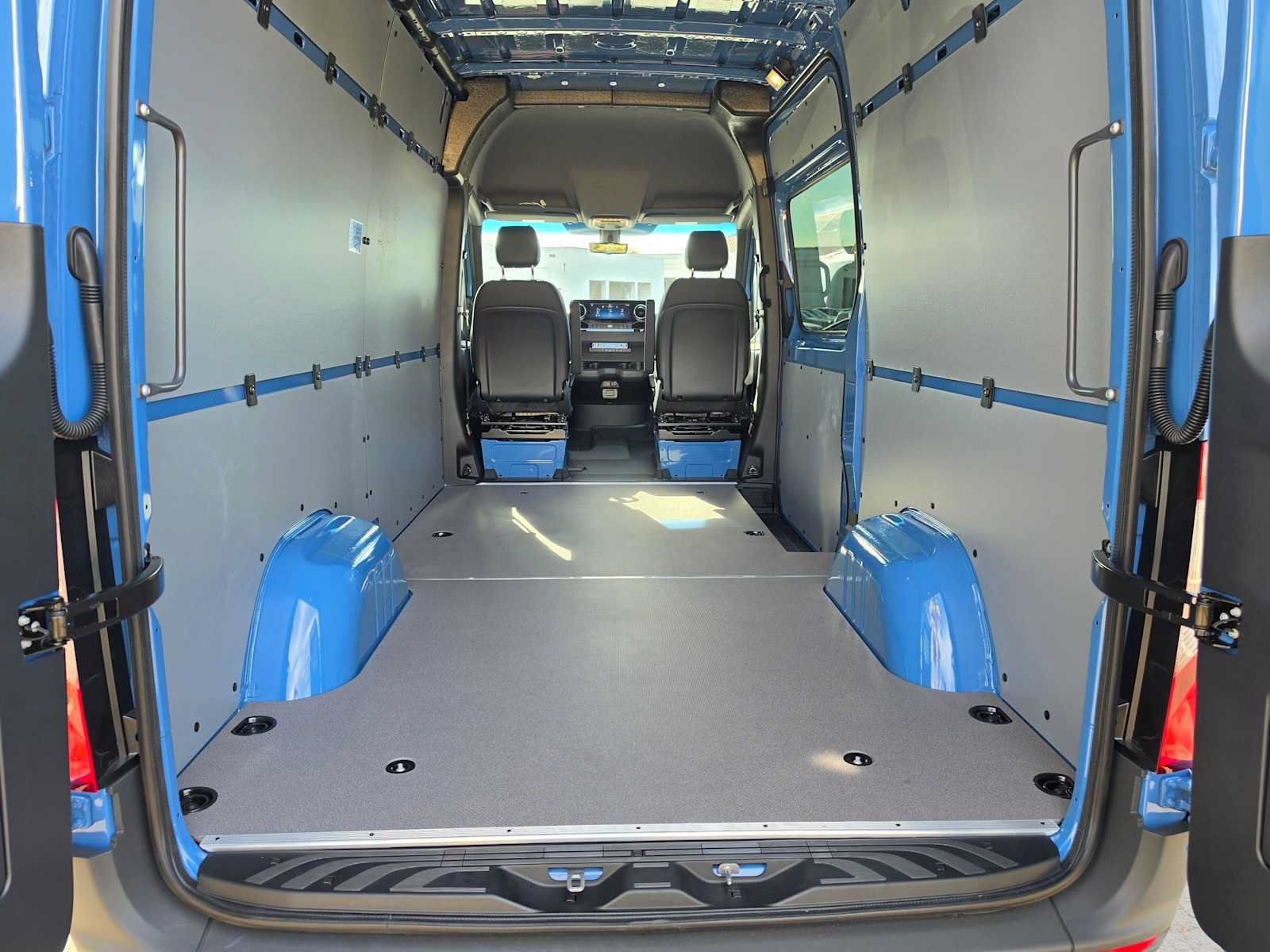 New 2026 Mercedes-Benz Sprinter 2500 image 19