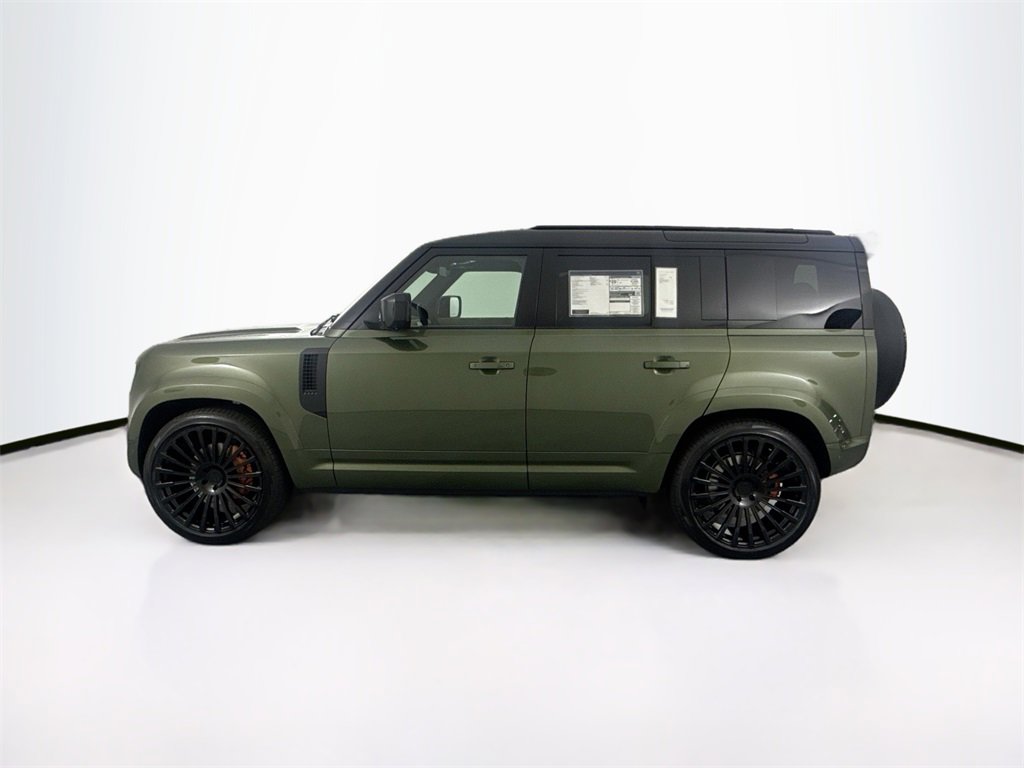 New 2026 Land Rover Defender 110 X-Dynamic SE image 8