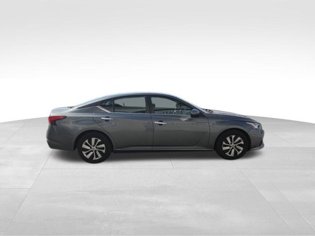 Used 2019 Nissan Altima 2.5 S FWD image 9