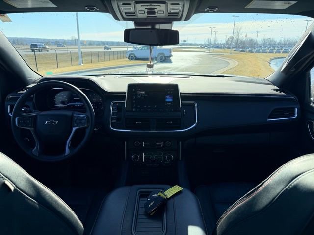 Used 2024 Chevrolet Suburban RST w/ Luxury Package image 6