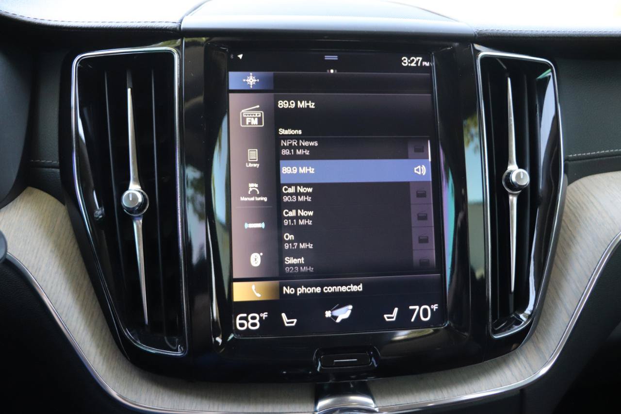 Used 2018 Volvo XC60 T5 Inscription w/ Convenience Package AWD/4WD image 24