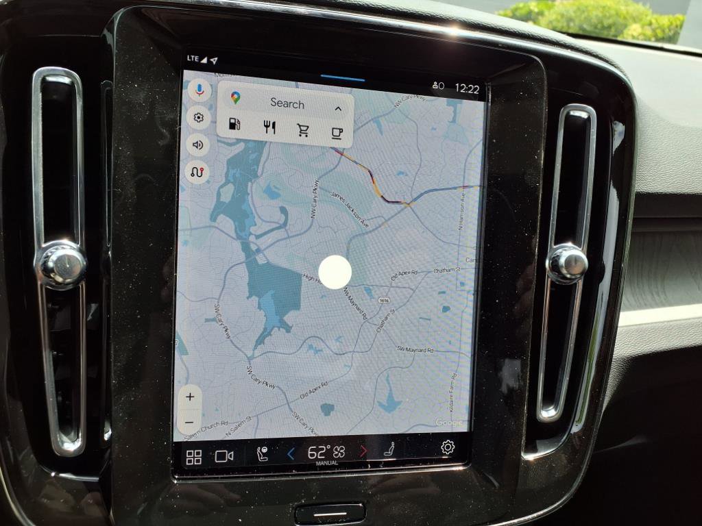 New 2025 Volvo XC40 B5 Core w/ Protection Package Premier image 19