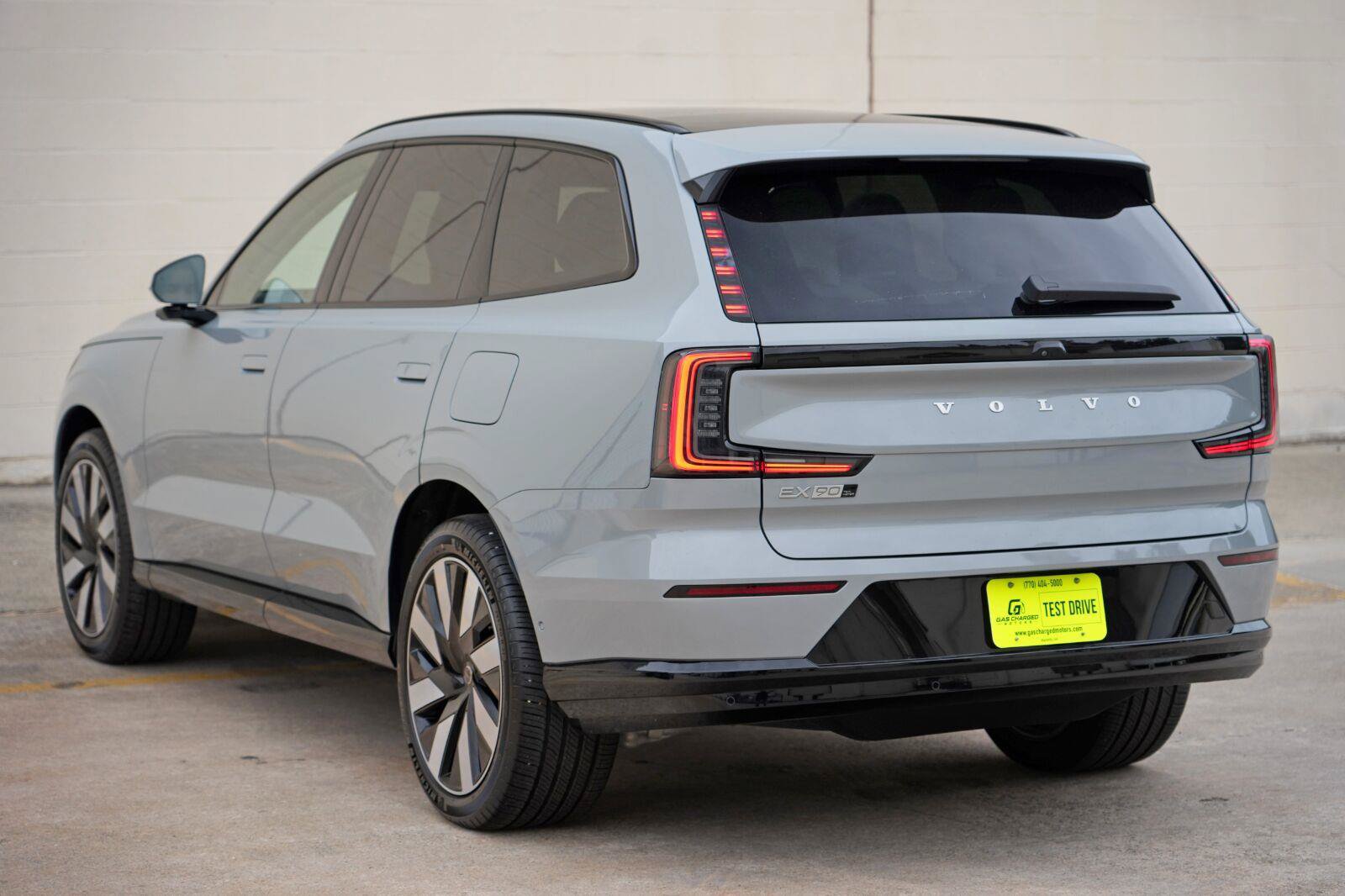 Used 2025 Volvo EX90 Ultra AWD/4WD image 51