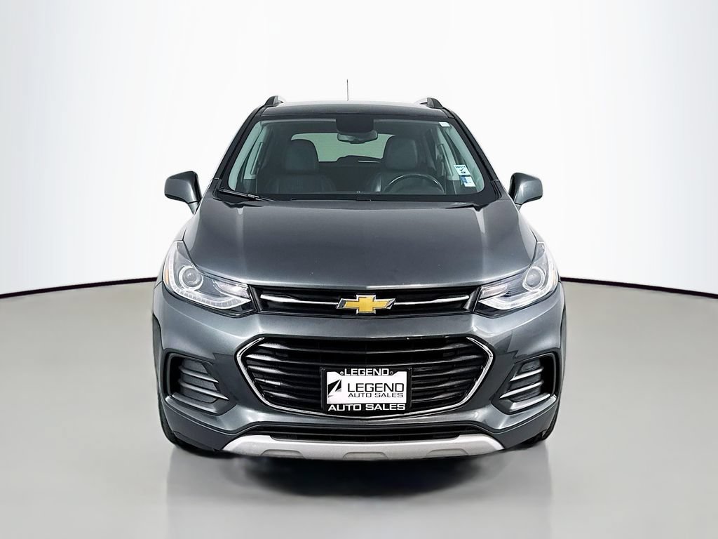 Used 2019 Chevrolet Trax LT w/ LT Convenience Package FWD image 2